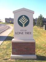 LoneTreeSign